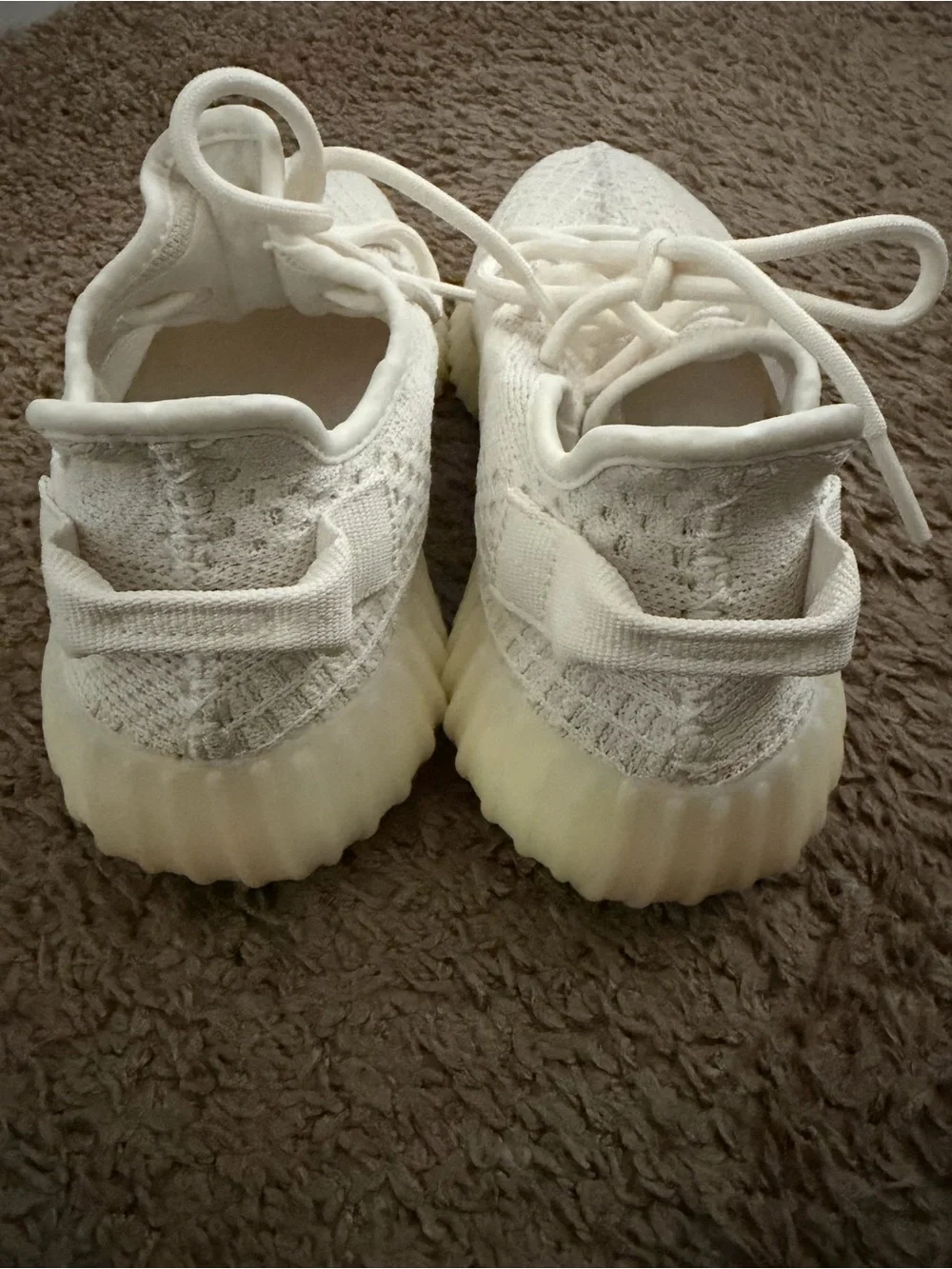 adidas yeezy 350v2